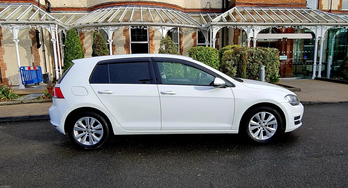 Immaculate VW Golf 1.2 Comfortline Automatic - Image 4