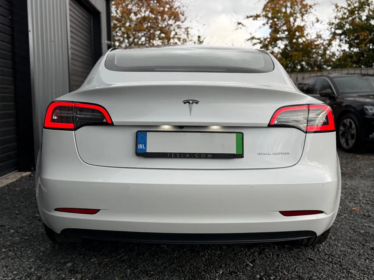 212 Tesla Model 3 Long Range - Image 4