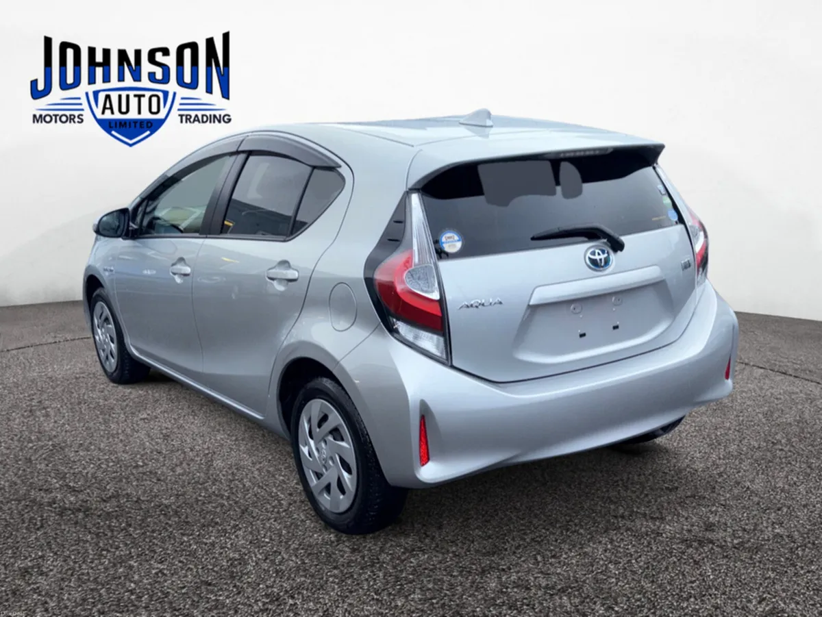 Toyota Aqua 1.5 Petrol Hybrid Auto - Image 4