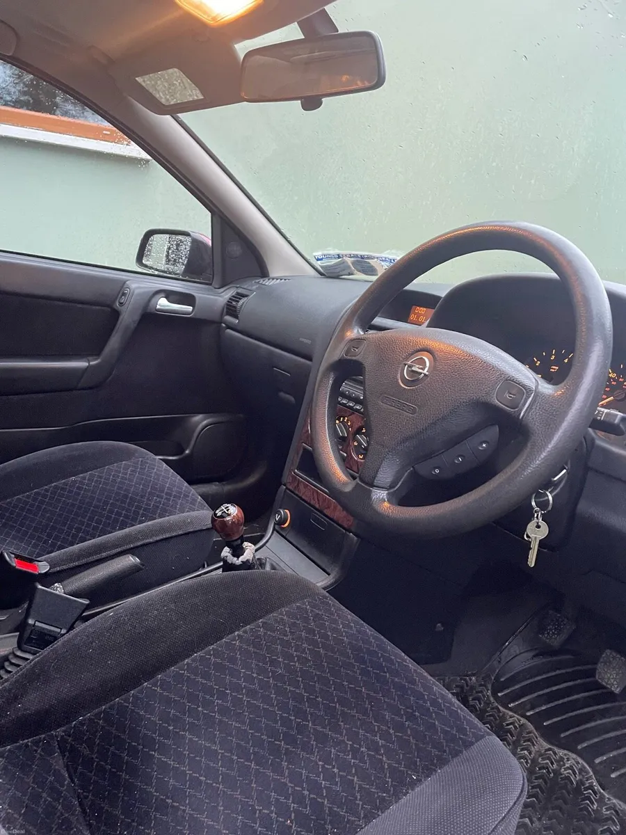 Opel Astra - Image 4