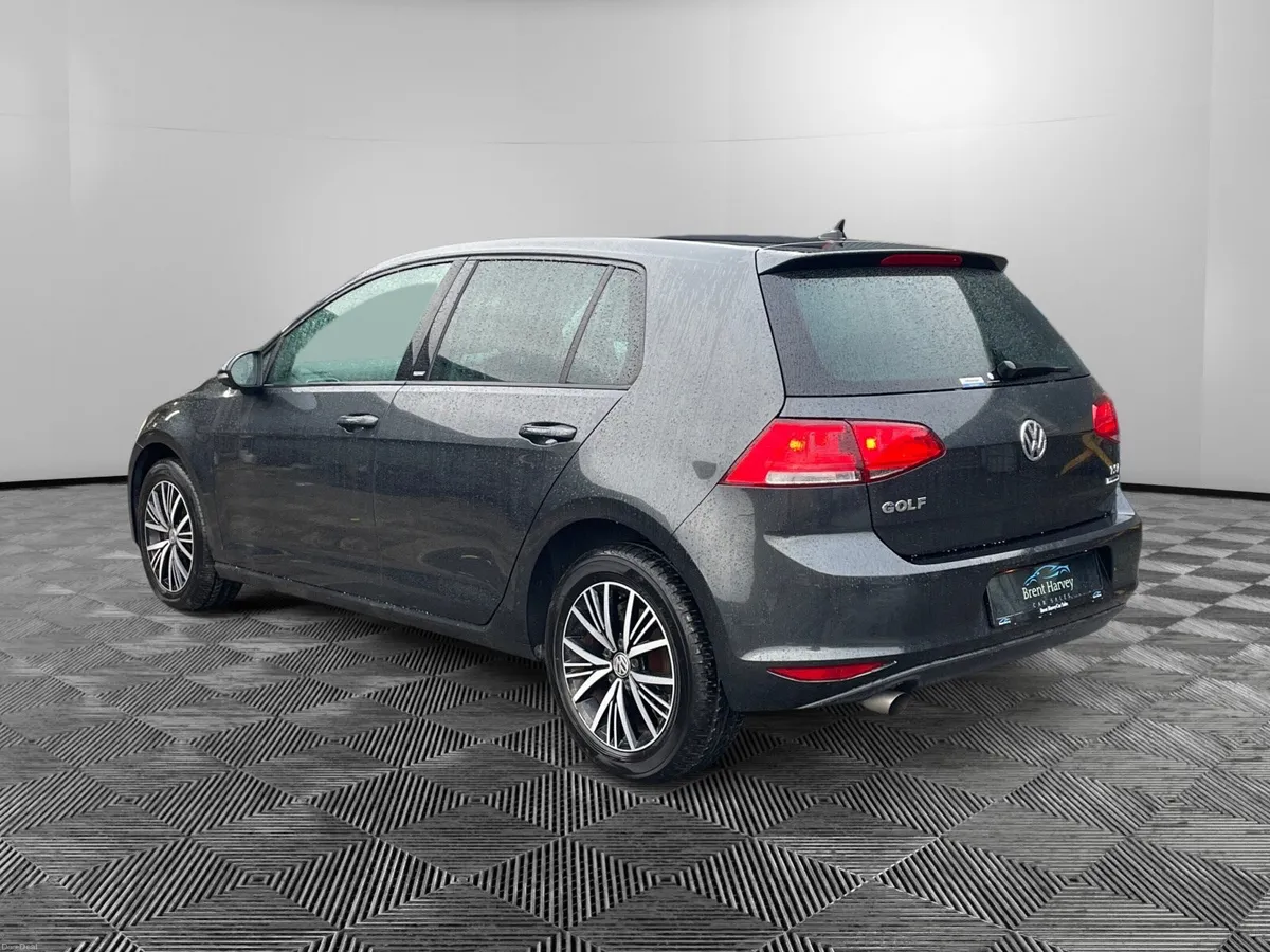 VW Golf DSG Allstar EDT *Low Km - Image 3