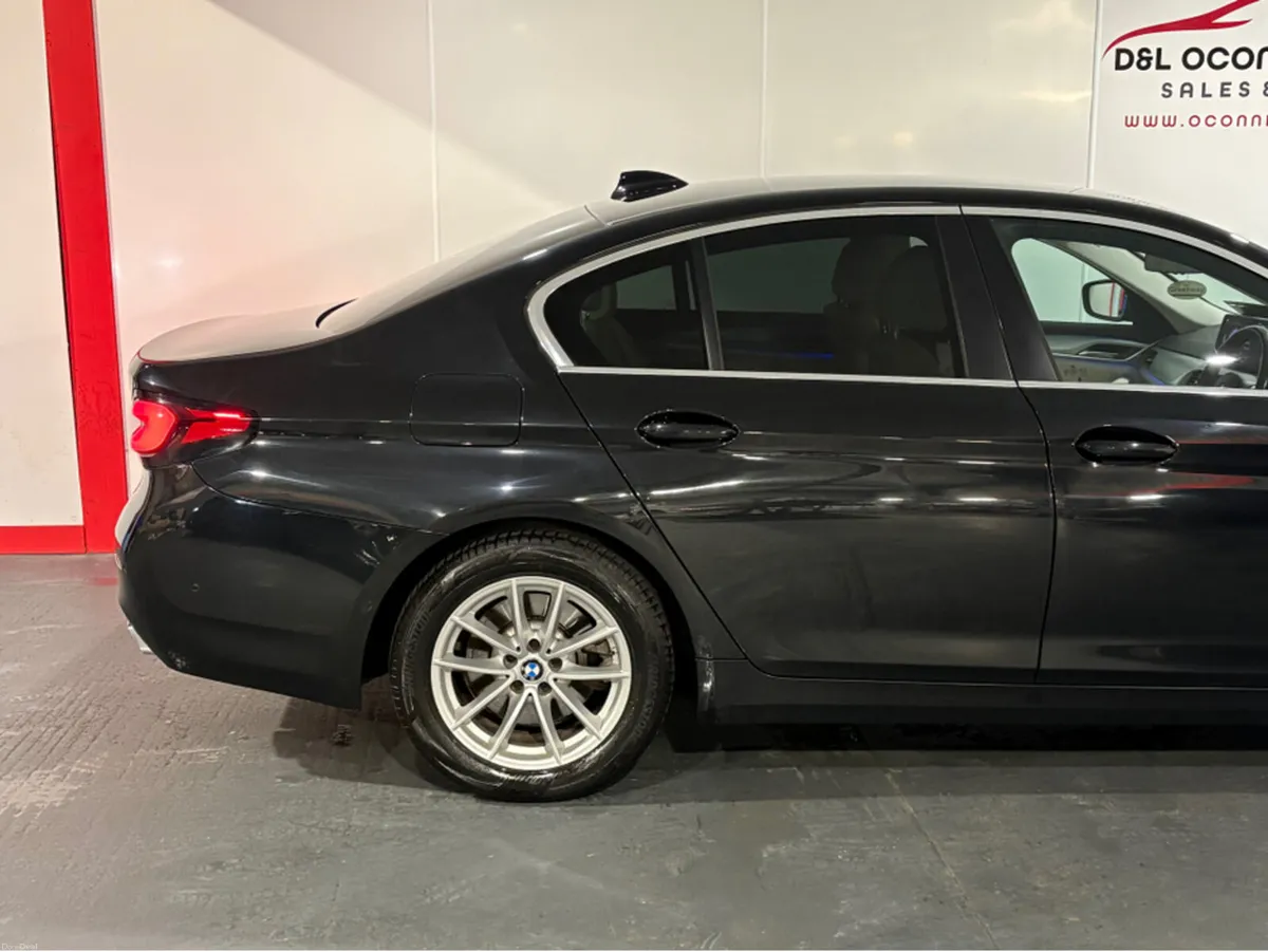 BMW 5-Series D 5SSA 4DR AUTO SE - Image 3