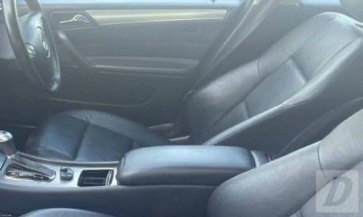 Mercedes Car Year 2006 Automatic C Class 1.8L Auto - Image 2