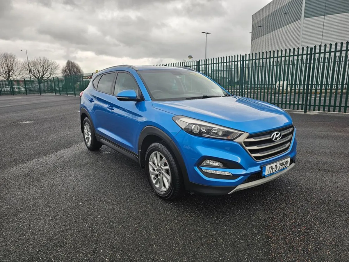 Hyundai Tucson EXECUTIVE MODEL, 1.7 CRDI, LOW MILE - Image 4