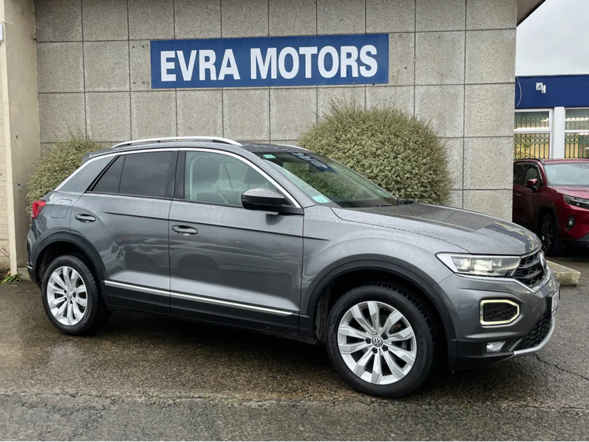 Volkswagen T-Roc SPORT AUTOMATIC 1.5 PETROL //HIGH - Image 3