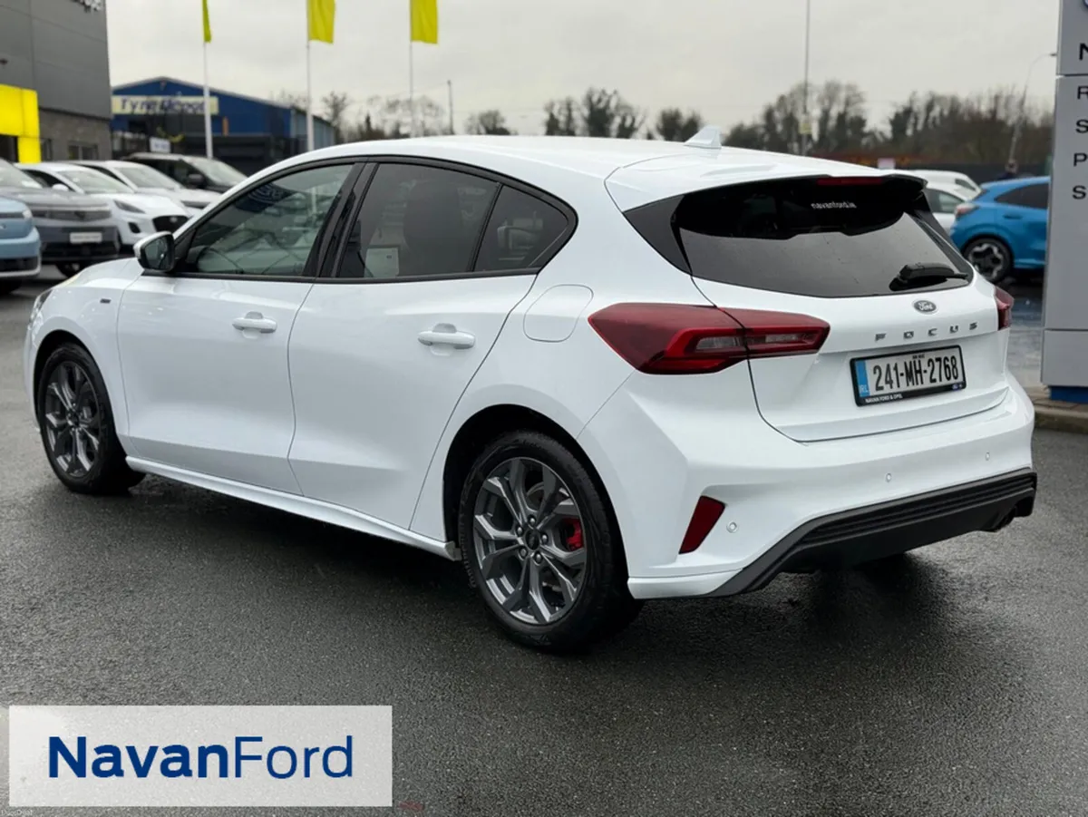 Ford Focus St-Line 1.0T 125Ps ** Warranty March 20 - Image 4