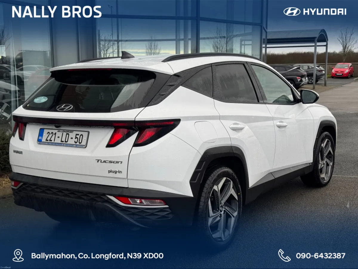 Hyundai Tucson IX35 EXECUTIVE 4WD 5DR AUTO - Image 4