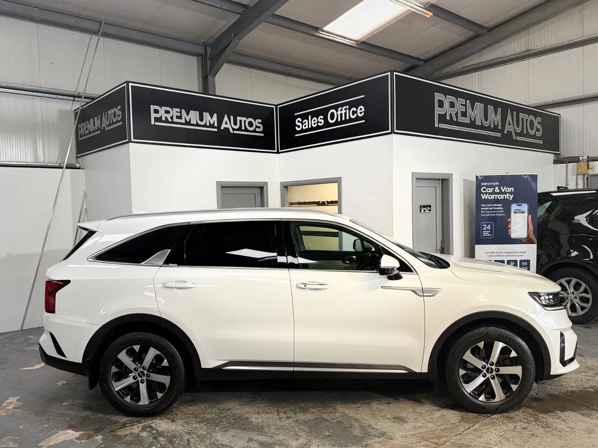 Kia Sorento 2023. K3. AUTOMATIC 5 SEATS - Image 2