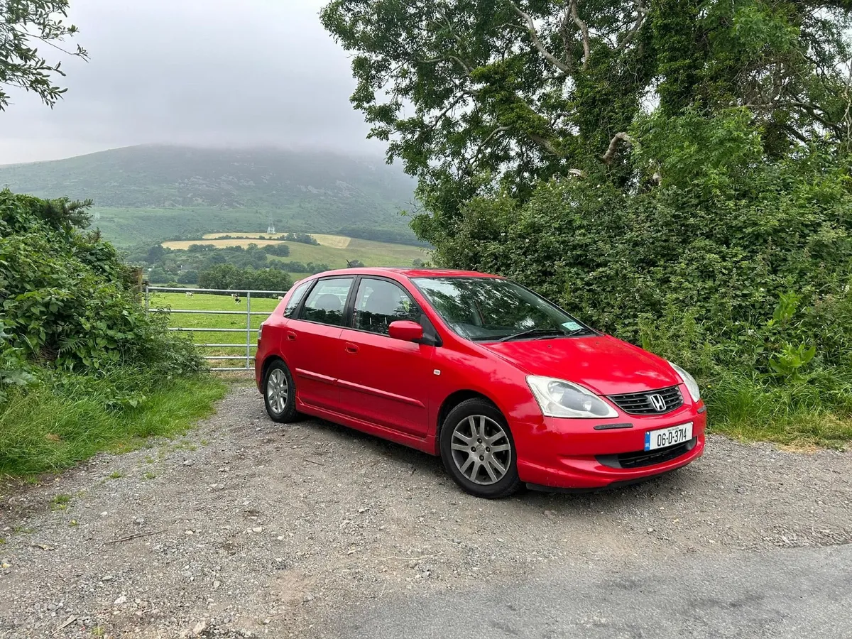 Honda Civic 2006 – (Low Mileage, Only 120,000 km) - Image 1