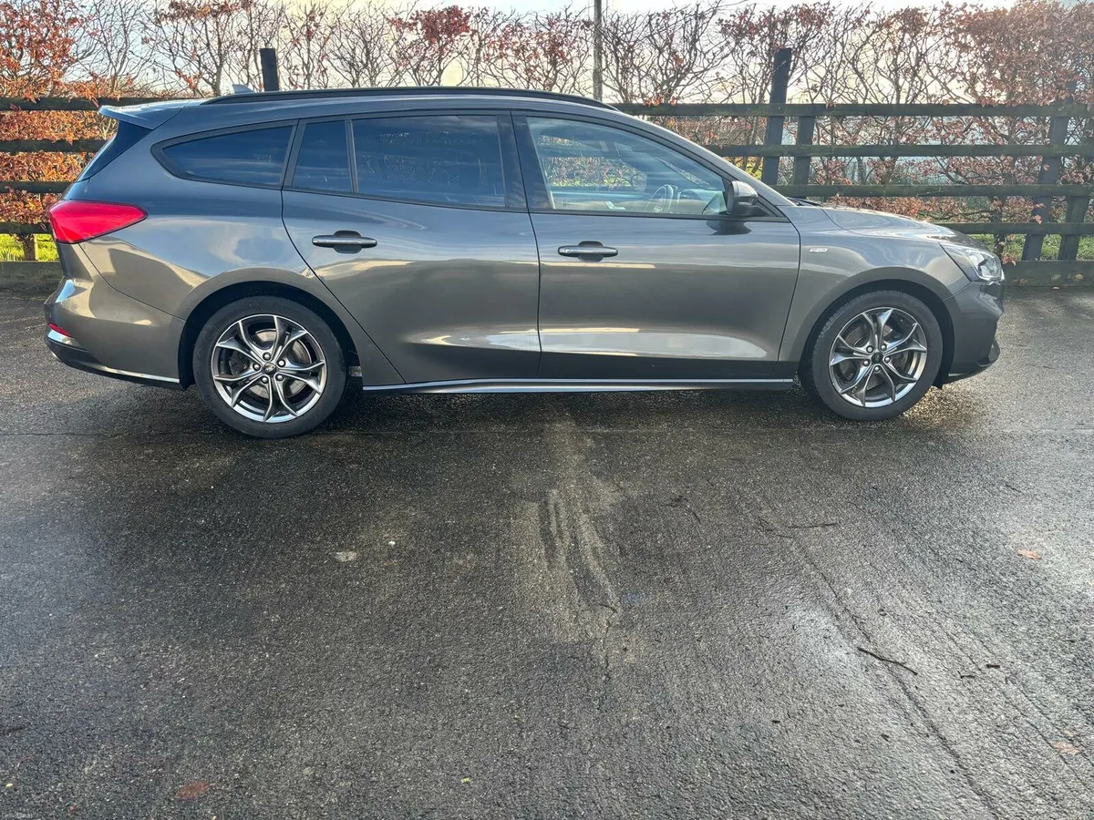 Ford Focus ST-line 1.5Tdci Auto 2021 - Image 2