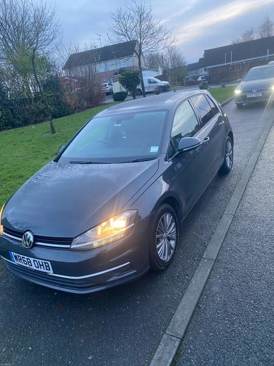 2018 Volkswagen Mark7.5 Golf - Image 2