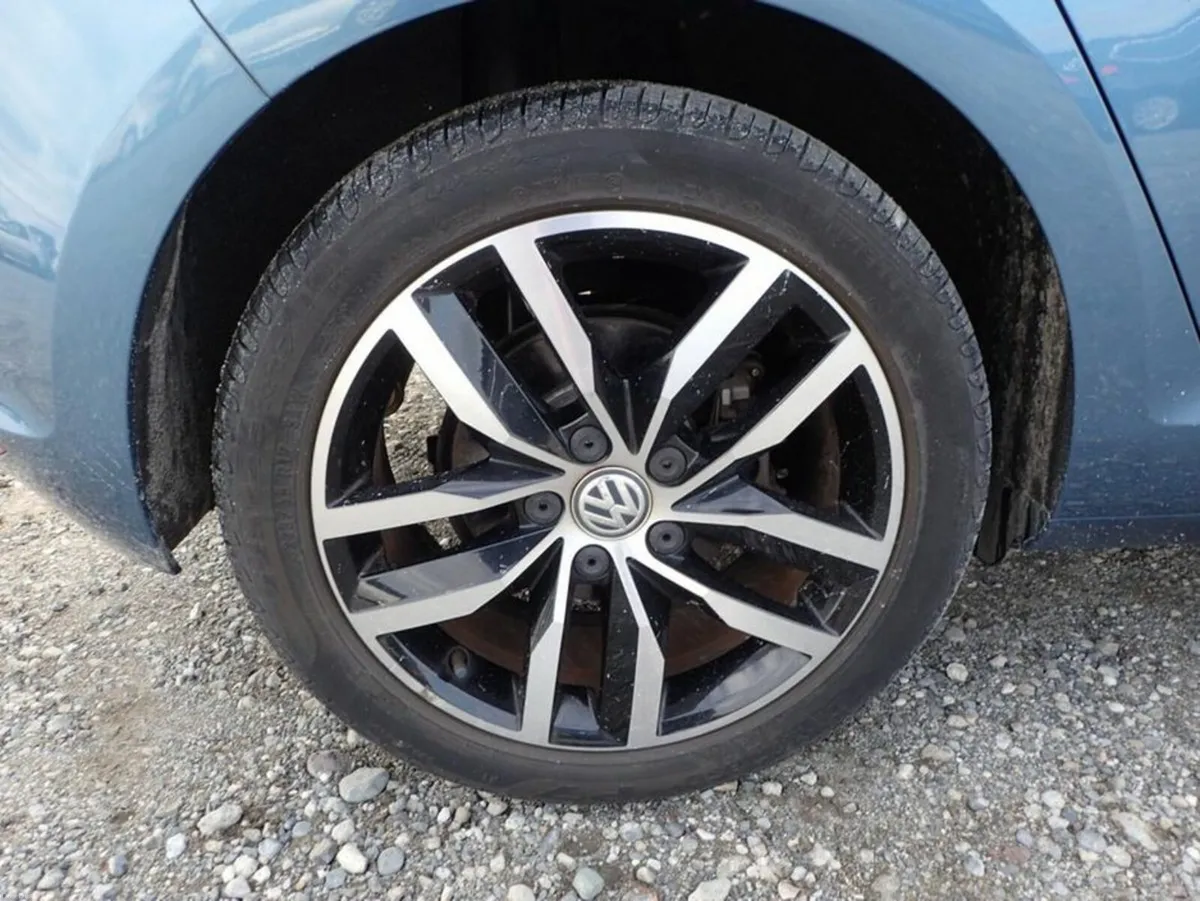 Volkswagen Golf 132 1.4 Highline - Image 3