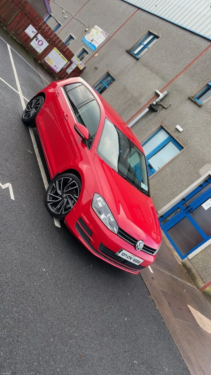 Volkswagen Golf 2013 - Image 1