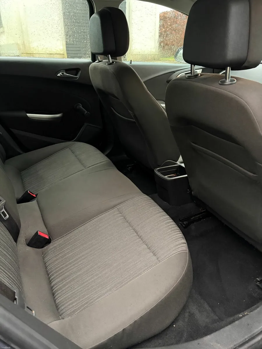Opel Astra 2010 1.7 diesel NCT June Tax April - Image 3