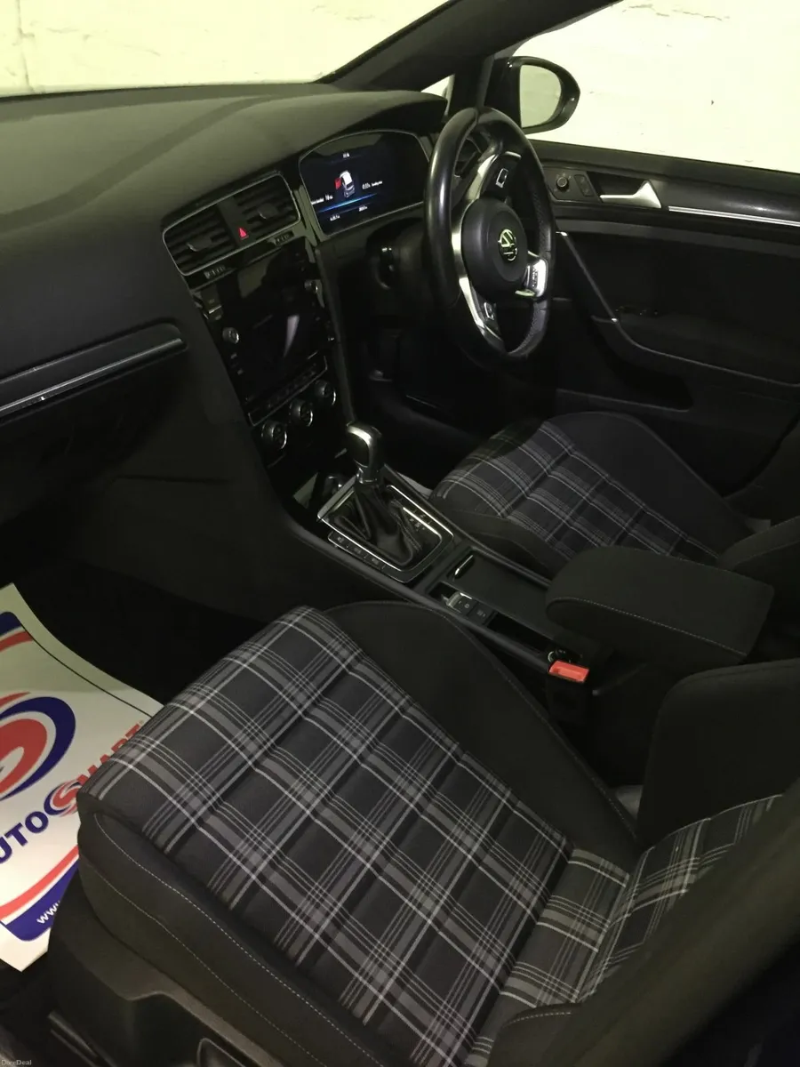 Volkswagen Golf 2017 - Image 4