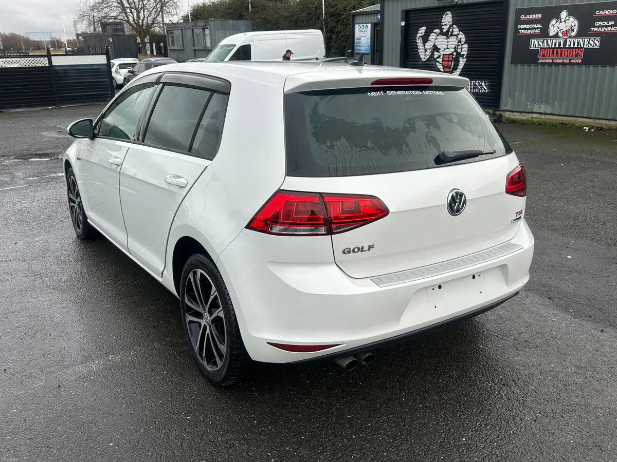 2015 VW GOLF 1.4L LIMITED EDITION LEATHER PACKAGE - Image 3