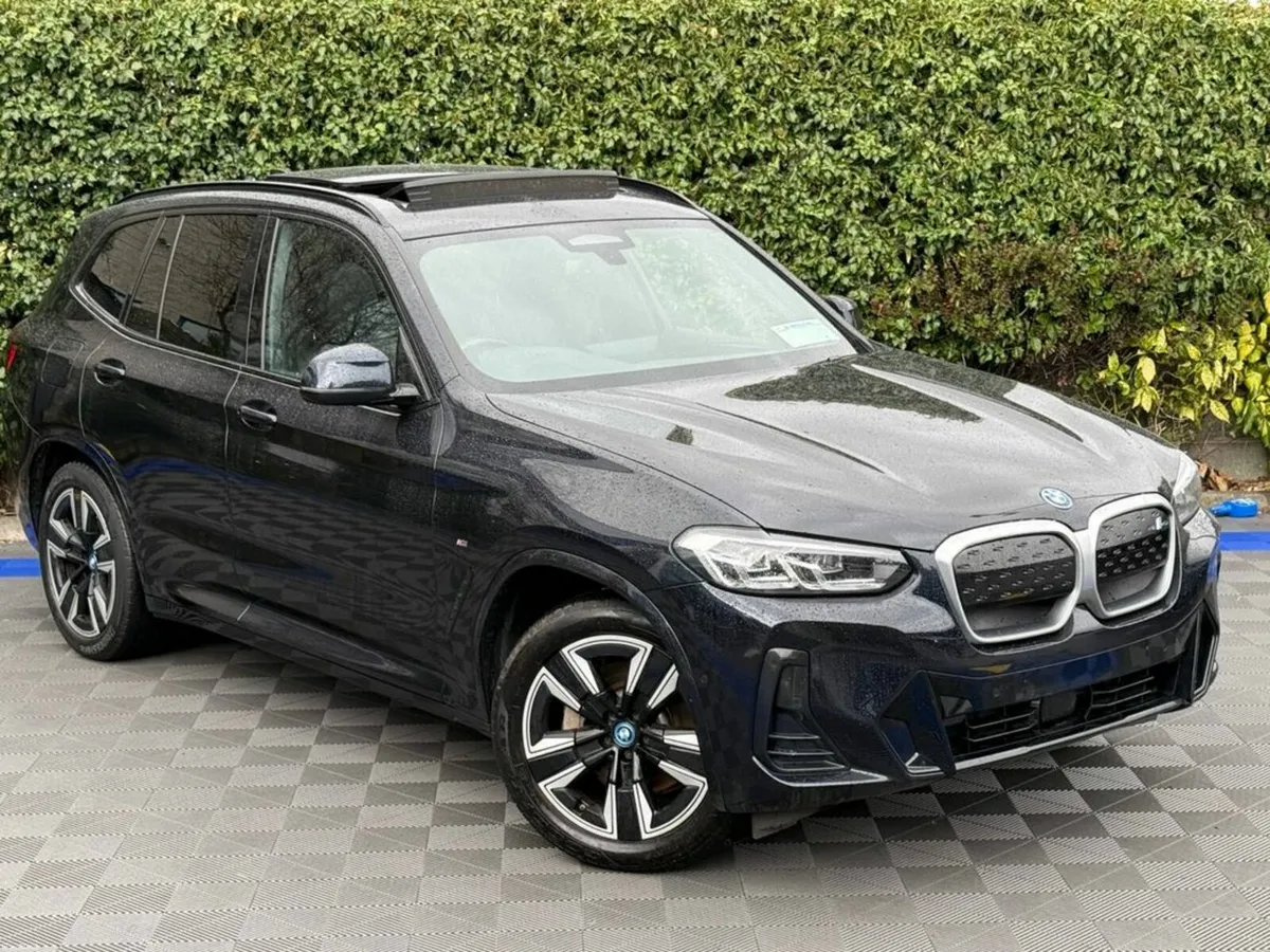 BMW iX3 M-SPORT 80KWH // OPENING PAN ROOF // APPLE - Image 1