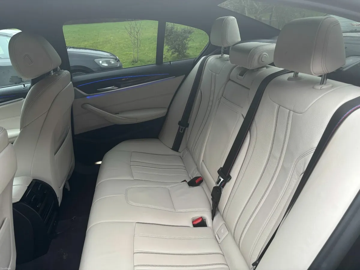 2021 BMW 520D M SPORT (AT)/ 2.0L / 190BHP - Image 3