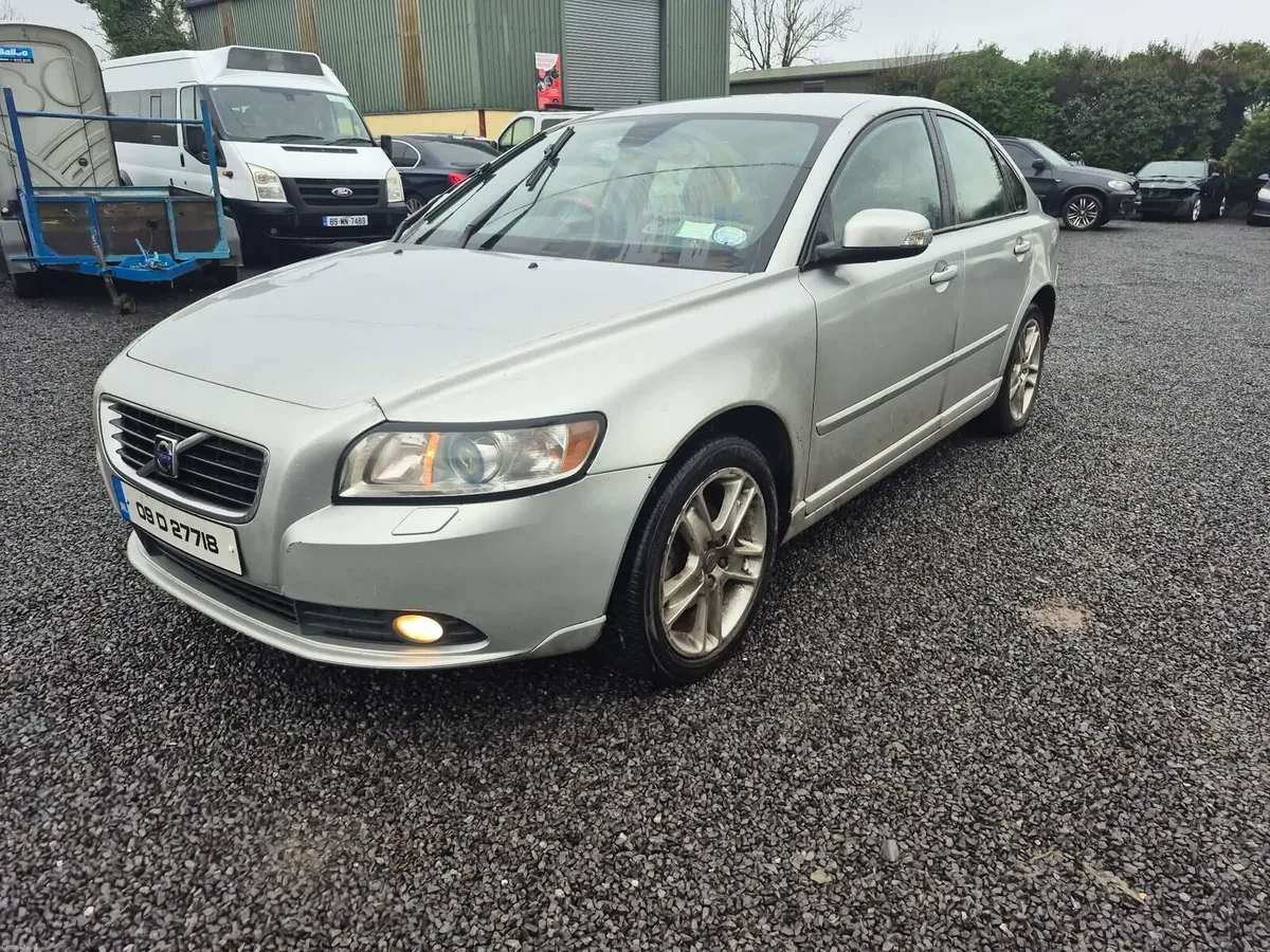 Volvo S40 - Image 2