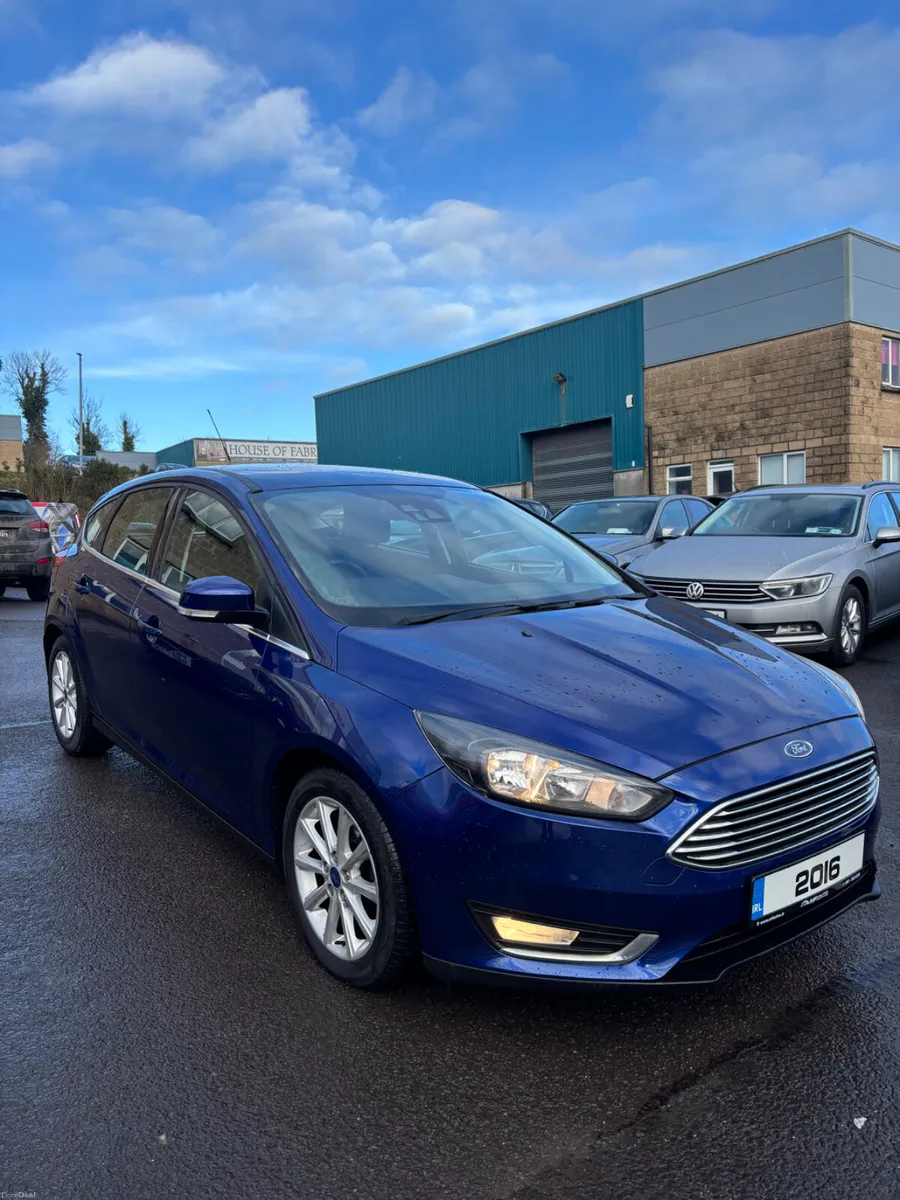 Ford Focus 2016 - Image 2