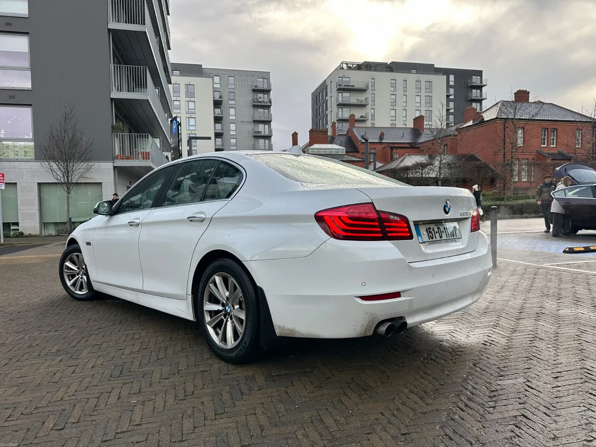 2015 BMW 5-Series 520d Auto - Image 4
