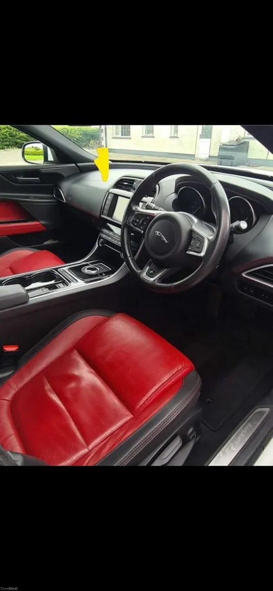 Jaguar XE 2017 - Image 3