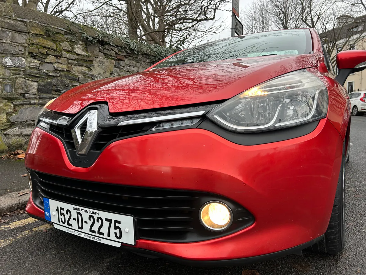 2015 RENAULT CLIO PETROL SAT NAV - Image 1