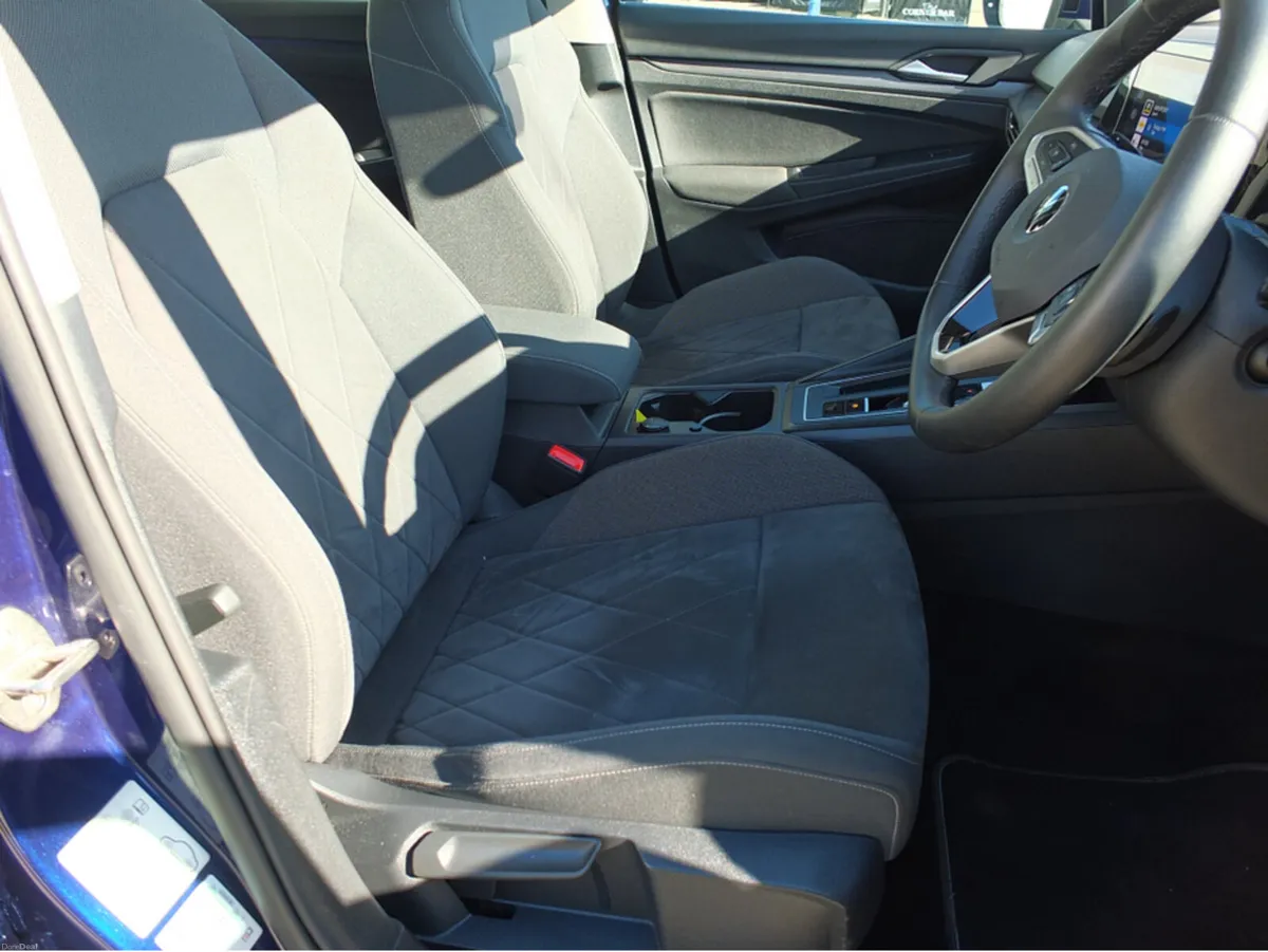 Volkswagen Golf 2.0 Automatic - Image 4