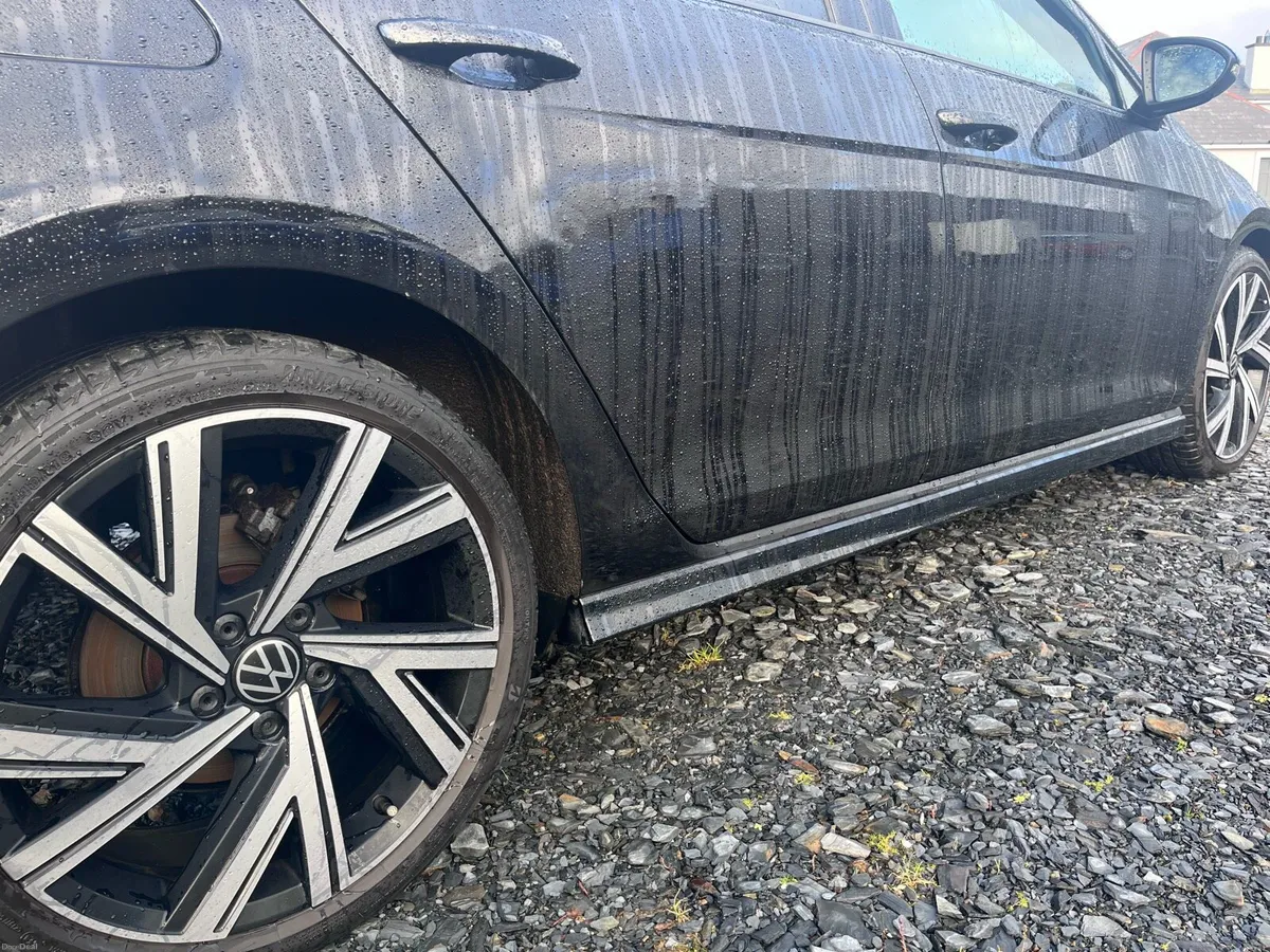 VW Golf 1.6 GT model with Sunroof 2017 - Image 4