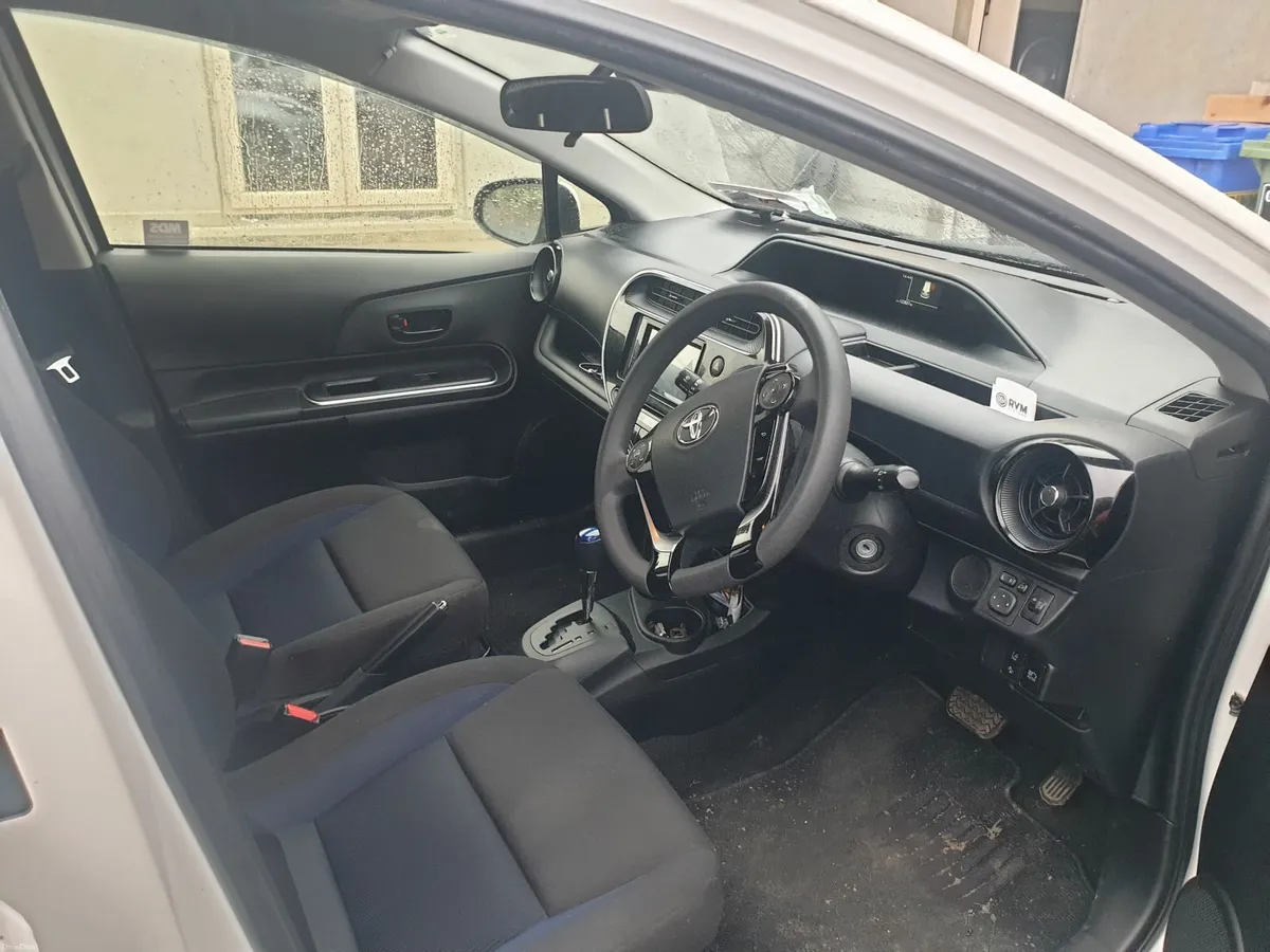 Toyota Aqua 2019 - Image 4