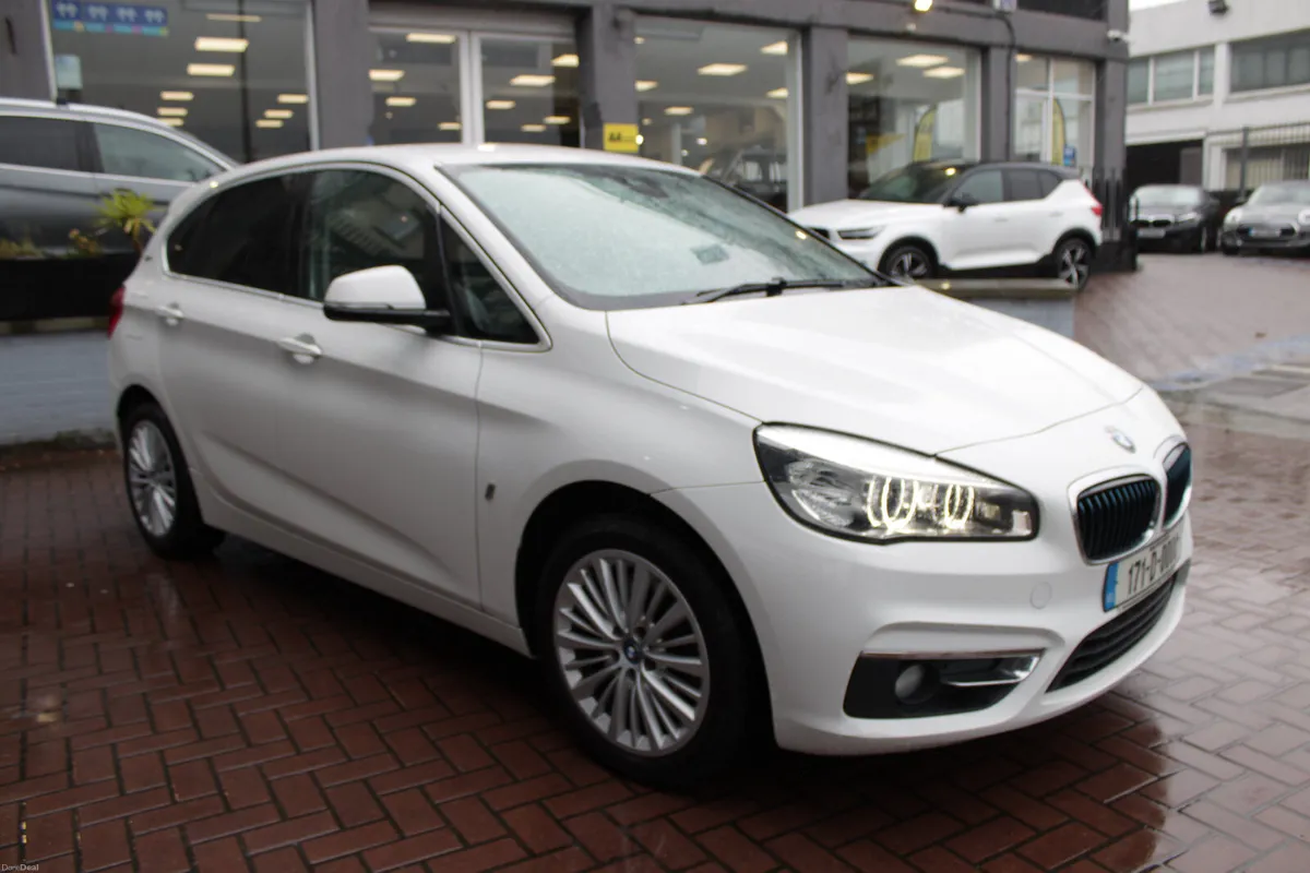 2017 BMW 225XE - Image 2