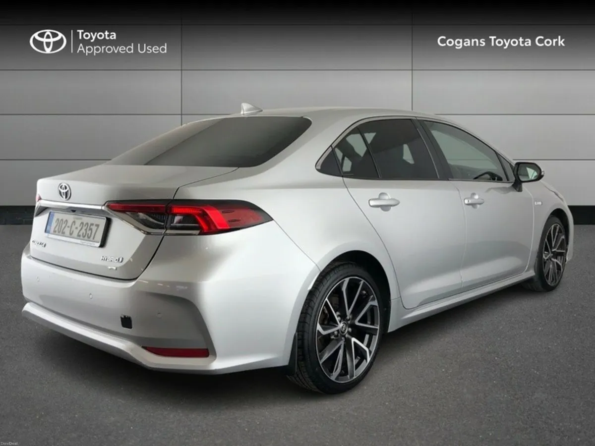 Toyota Corolla HYBRID SOL 4DR AUTO - Image 2