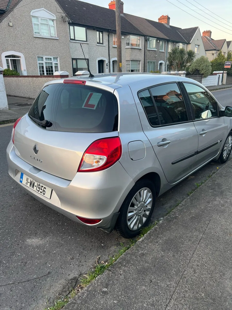 Renault Clio DYNAMIQUE 1.1 - Image 3