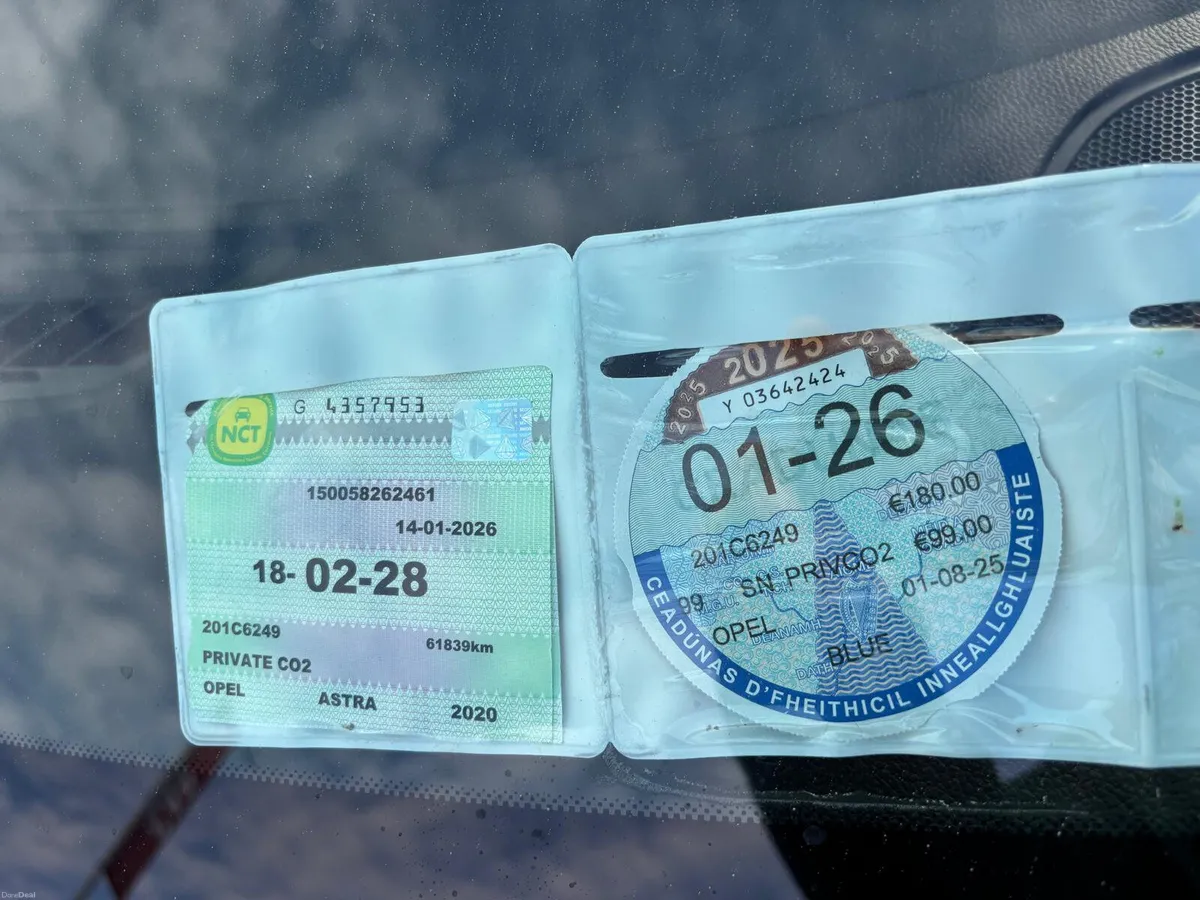 Opel Astra 2020  PETROL ,LOW MILEAGE FULL HISTORY - Image 4