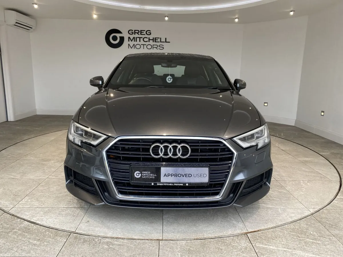 Audi A3 2017 - Image 2