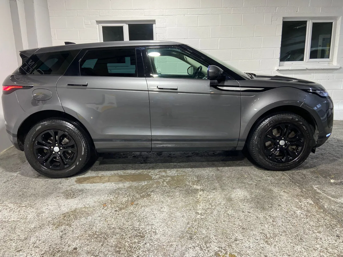 Land Rover Range Rover Evoque 2019 AUTOMATIC NEW S - Image 4