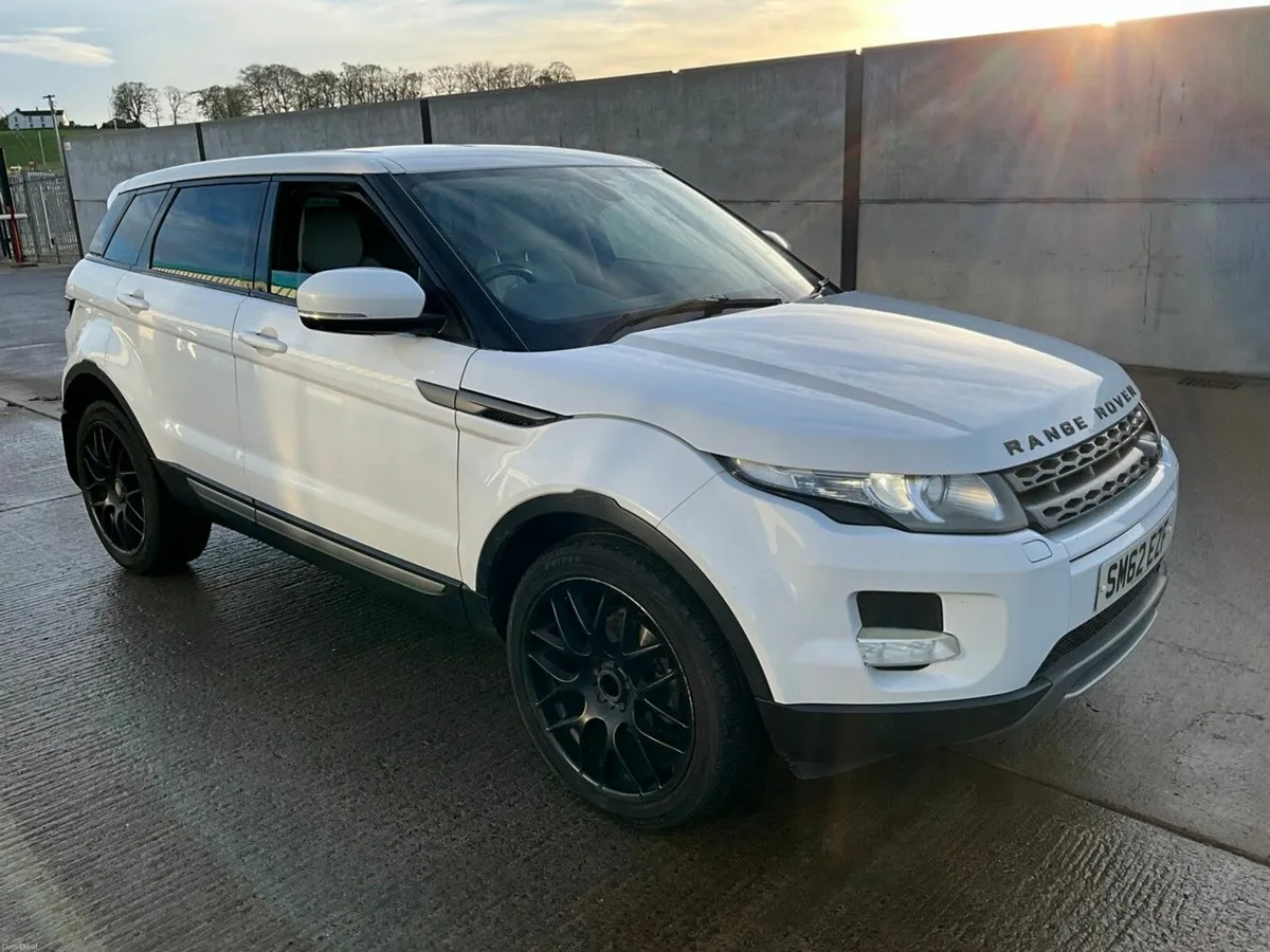 LAND ROVER RANGE ROVER EVOQUE PURE 2.2 AUTOMATIC - Image 1