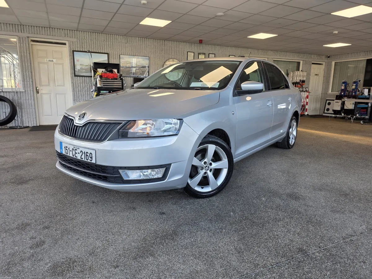 Skoda Rapid Limo Elegance 1.2 Tsi 2015 - Image 2