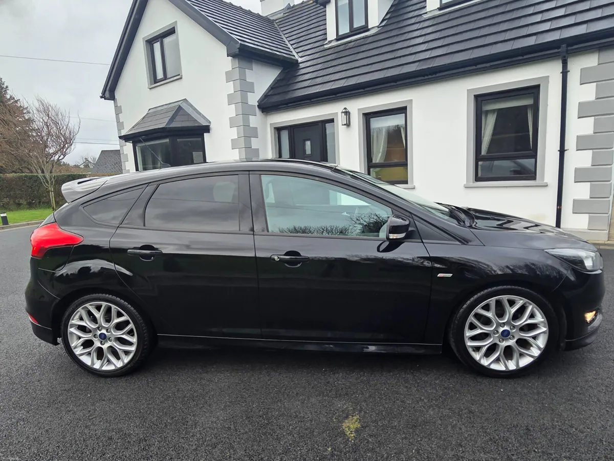 2016 FORD FOCUS ST LINE 1.5TDCI 120BHP - Image 4
