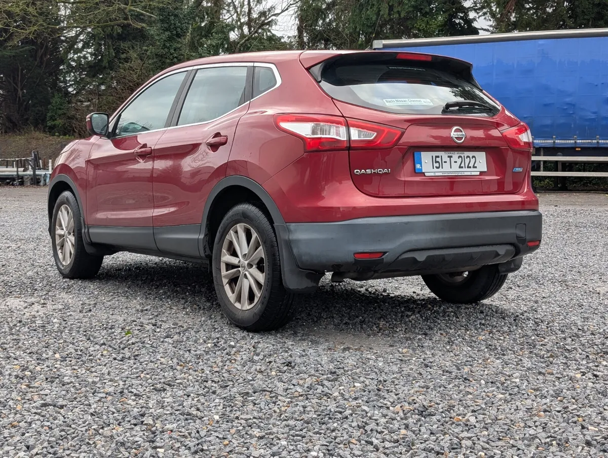 2015 Nissan Qashqai 1.5 Diesel - Image 4