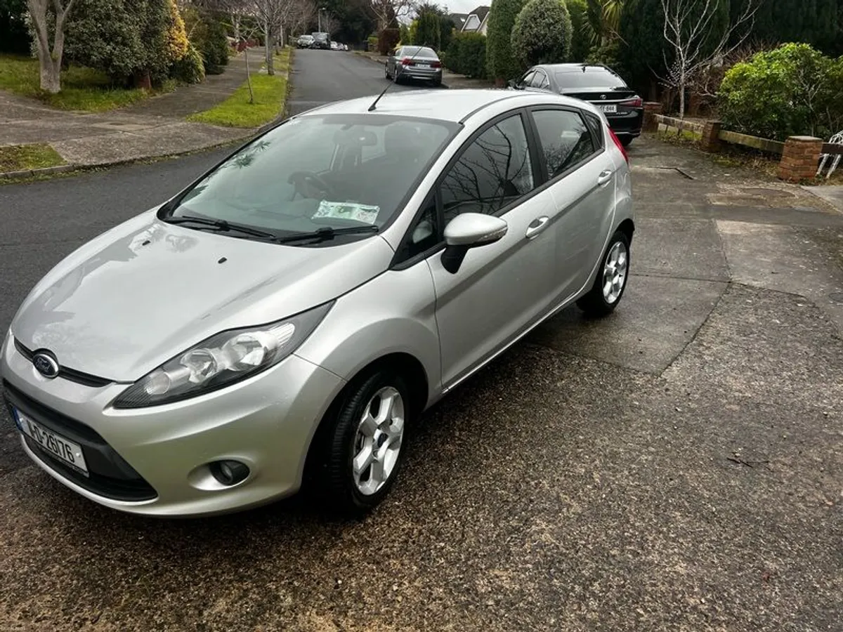 2011 Ford Fiesta - Image 3
