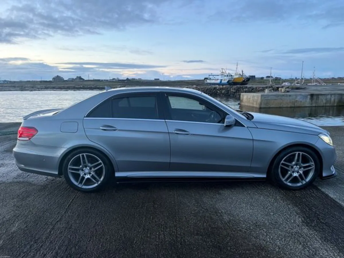 Mercedes-Benz E-Class E220 CDI AMG Sport 4DR Auto - Image 2
