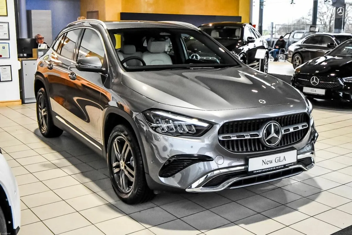 Mercedes-Benz GLA 180d Progressive New 261 - Image 1