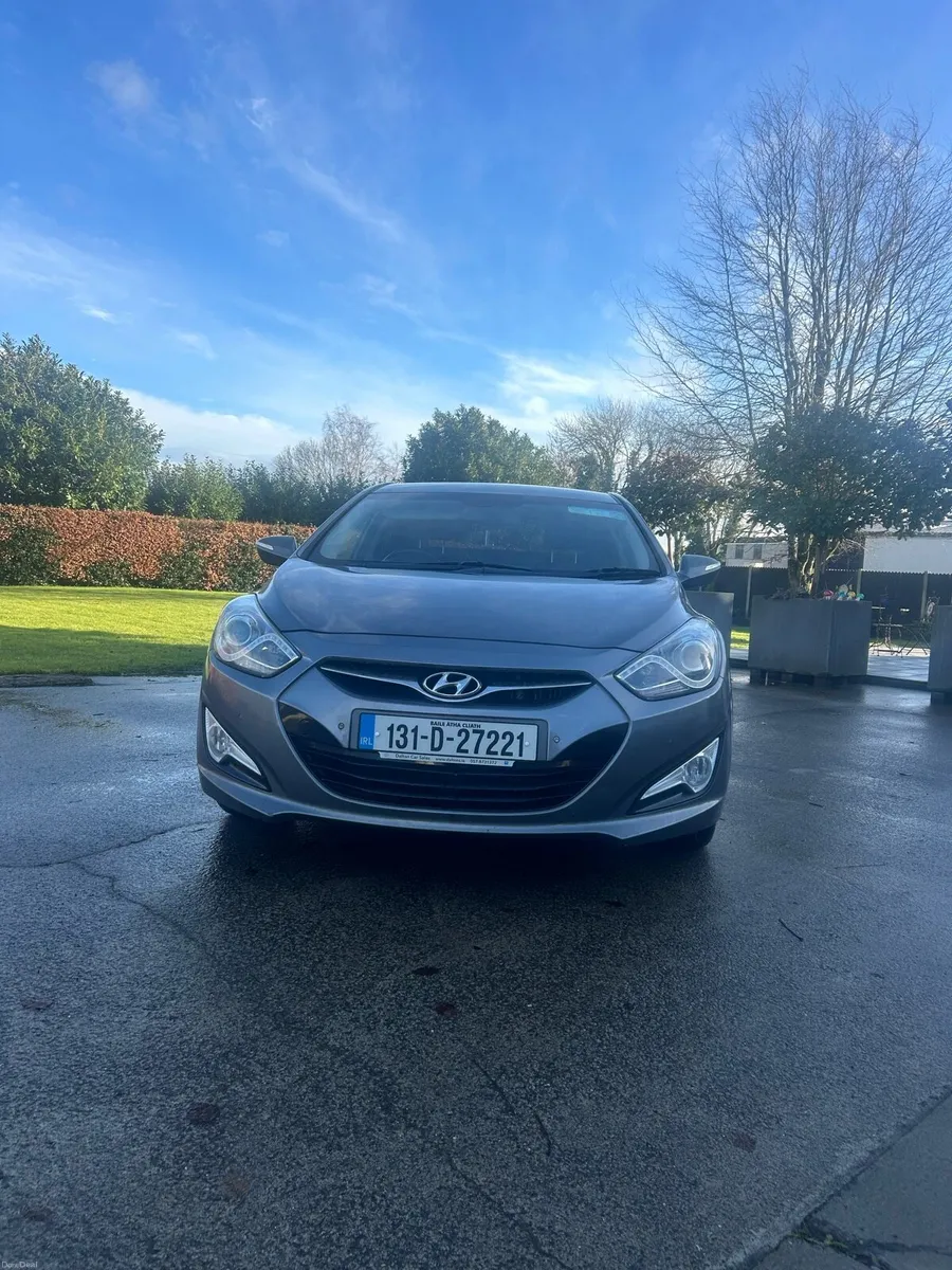 2013 Hyundai i40 - Image 1