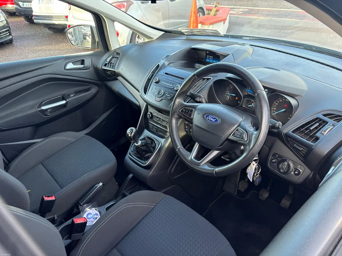 Ford C-Max 2018  DIESEL  SPOTLESS - Image 4