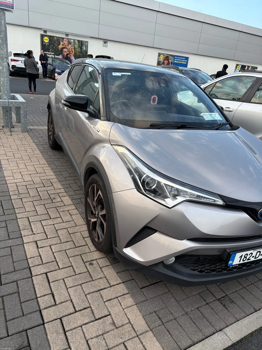 🚗 2018 Toyota C-HR Hybrid Luna Sport – Automatic - Image 3