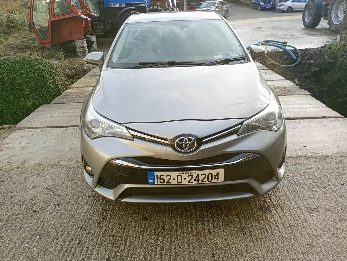 Toyota Avensis 2015 - Image 2