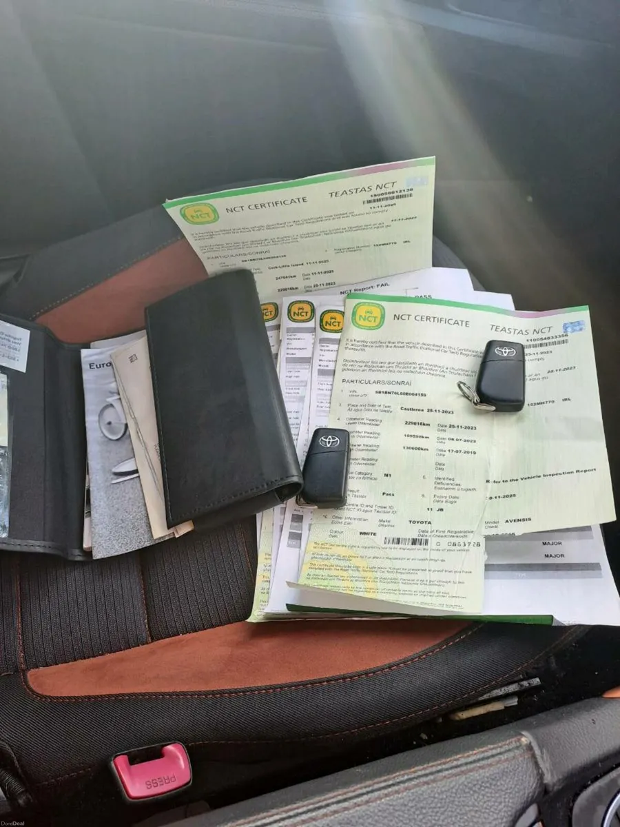 Toyota avensis - Image 4