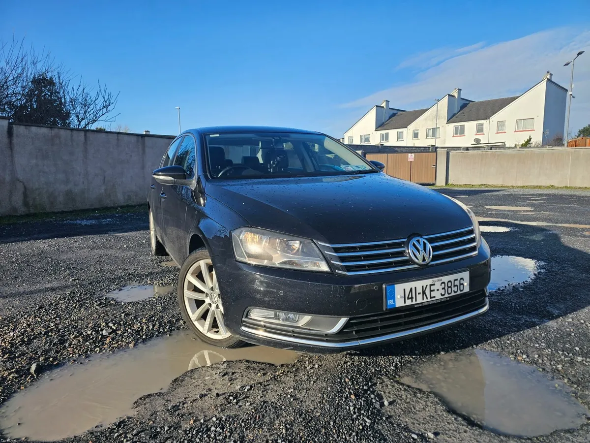 Volkswagen Passat 2014 2.0l - Image 1