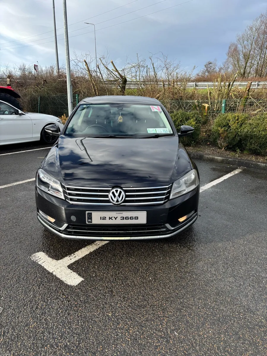 VW PASSAT SPORT 2.0 TDI BLUEMOTION - Image 2